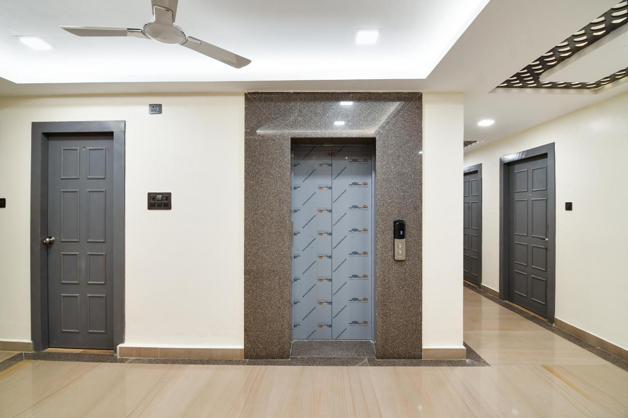Super Townhouse Oak Sayhallo Ecstasy Bhubaneswar Zewnętrze zdjęcie